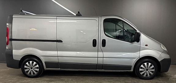 Opel Vivaro 4 of 5