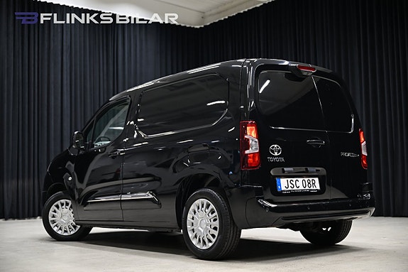 Toyota Proace City 3 of 5