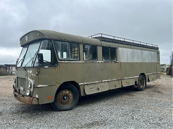 Volvo F86 Millitärbuss 3 of 10