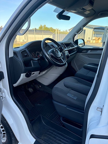 Volkswagen Transporter 5 of 5