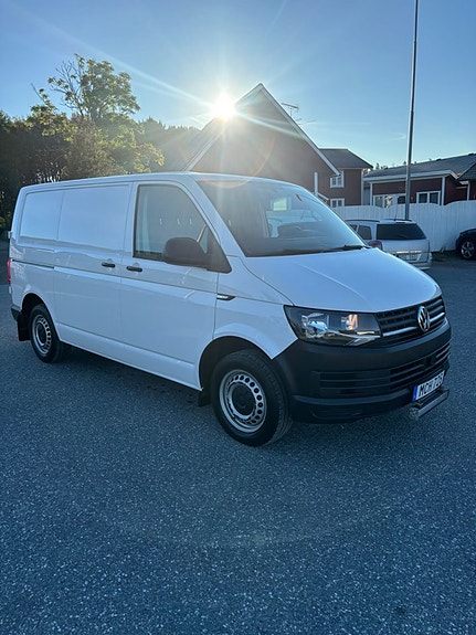 Volkswagen Transporter 4 of 5