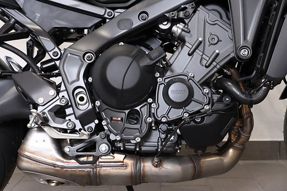 Yamaha MT-09 10 of 11