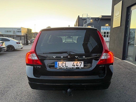 Volvo V70 5 of 23