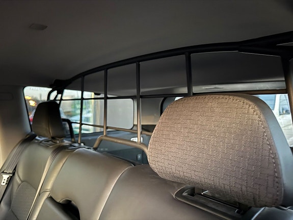 Volvo V70 11 of 23