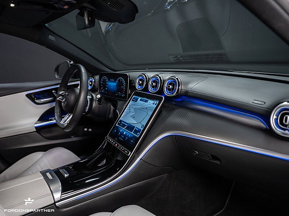 Mercedes-Benz C300 22 of 26