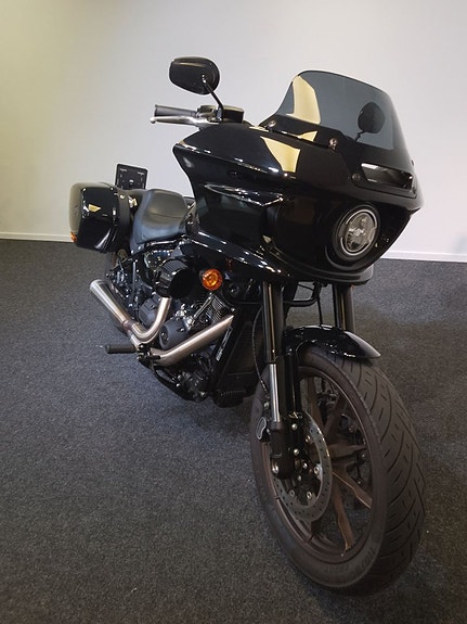 Harley-Davidson Low Rider ST /FXLRST/PRISSÄNKT 4 of 8