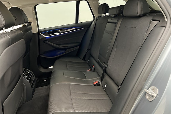 BMW 520 11 of 25
