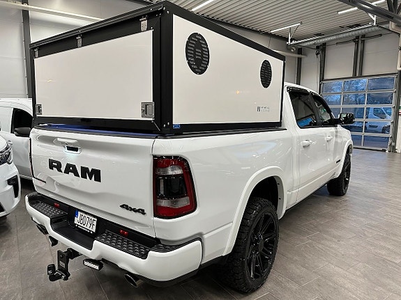 Dodge RAM 1500 2 of 11