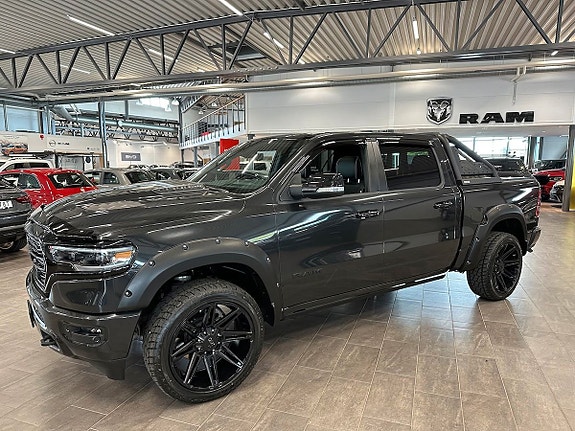 Dodge RAM 1500 7 of 11