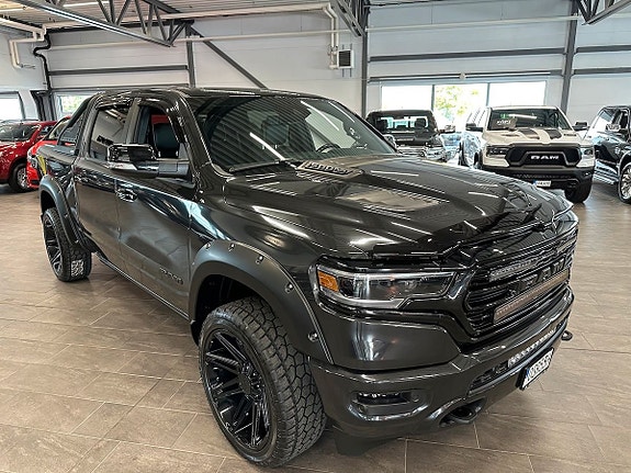 Dodge RAM 1500 5 of 11