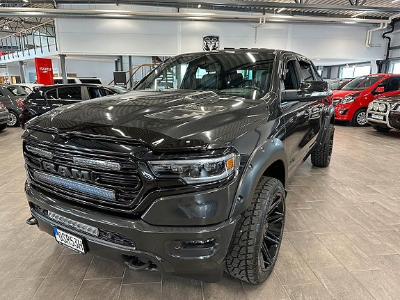 Dodge RAM 1500 3 of 11