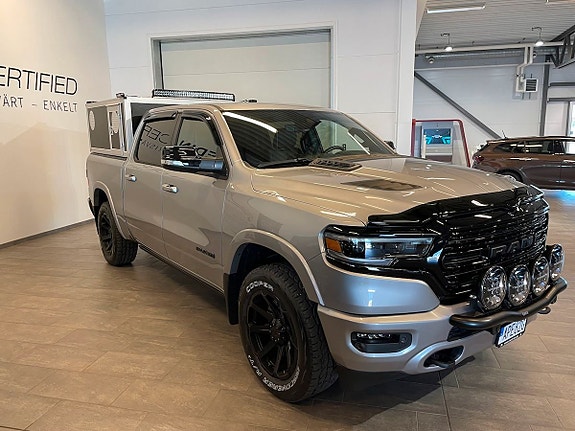 Dodge RAM 1500 10 of 15