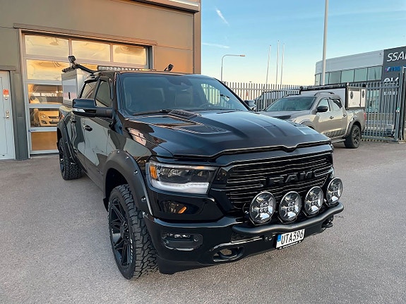 Dodge RAM 1500 11 of 12