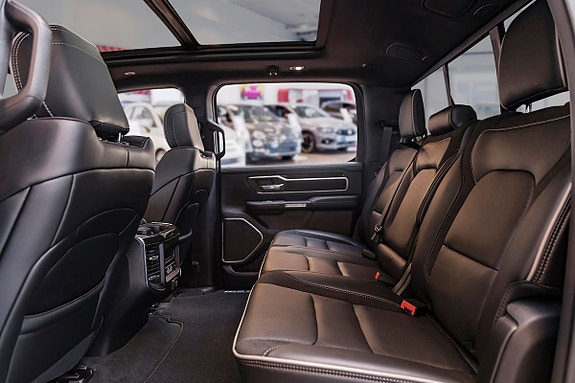 Dodge RAM 1500 19 of 22