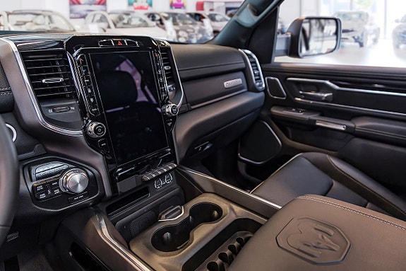 Dodge RAM 1500 23 of 30