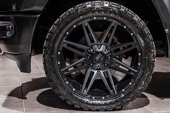 Dodge RAM 1500 4 of 30