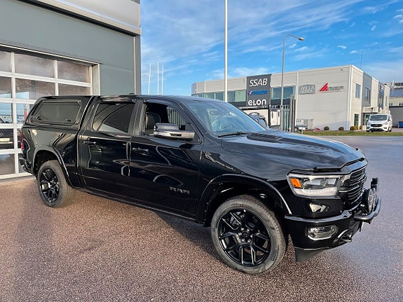 Dodge RAM 1500 10 of 17