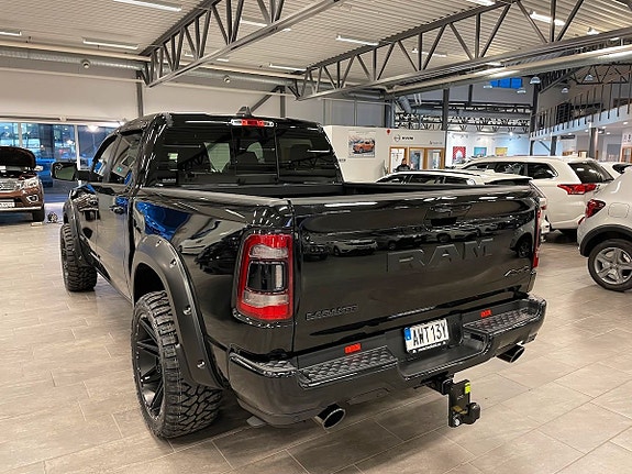Dodge RAM 1500 9 of 12