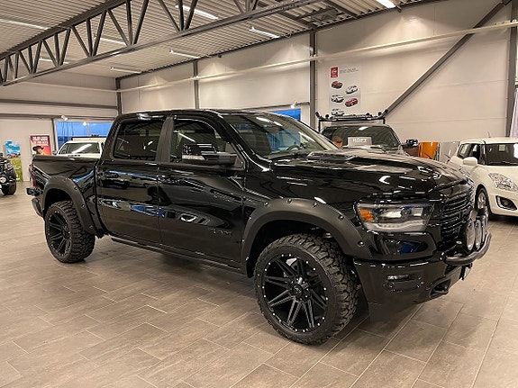 Dodge RAM 1500 5 of 12