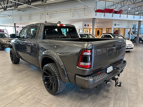 Dodge RAM 1500 7 of 19
