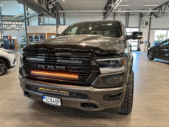 Dodge RAM 1500 13 of 19