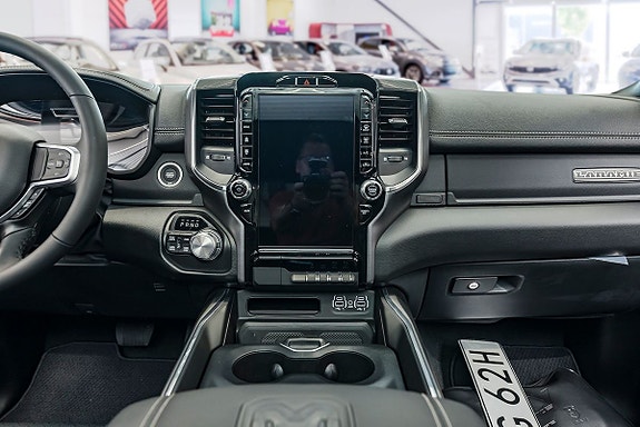 Dodge RAM 1500 25 of 28