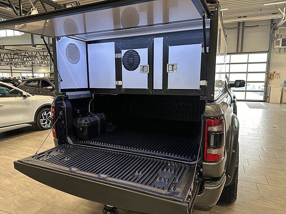 Dodge RAM 1500 9 of 15