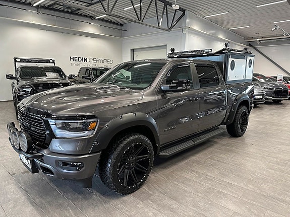 Dodge RAM 1500 10 of 15