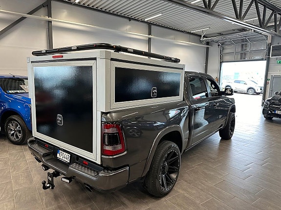 Dodge RAM 1500 4 of 13