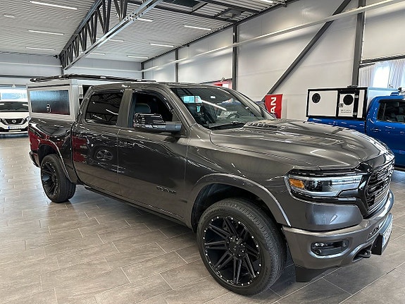 Dodge RAM 1500 9 of 13