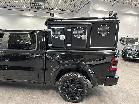 Dodge RAM 1500 11 of 15
