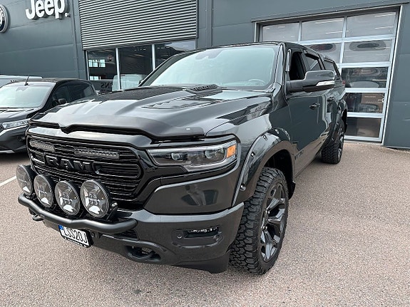 Dodge RAM 1500 4 of 16