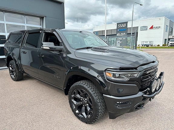 Dodge RAM 1500 2 of 16
