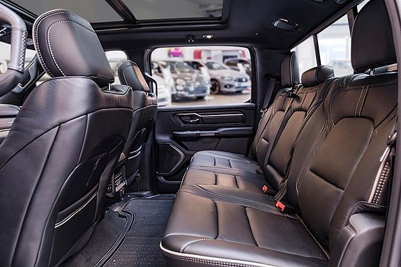 Dodge RAM 1500 21 of 23