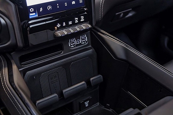 Dodge RAM 1500 19 of 23