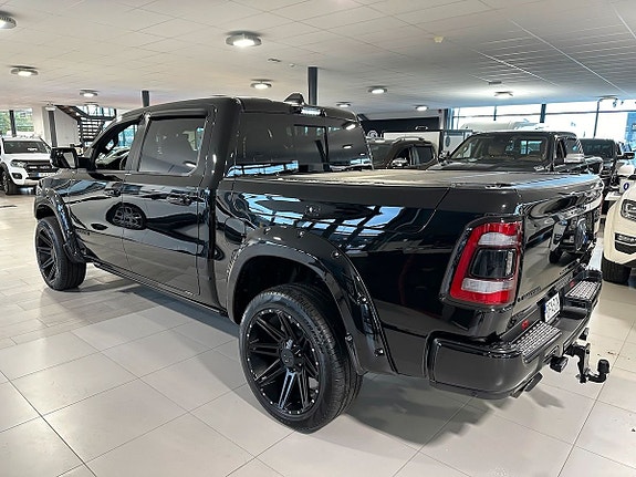 Dodge RAM 1500 13 of 23