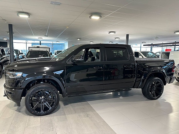 Dodge RAM 1500 5 of 23