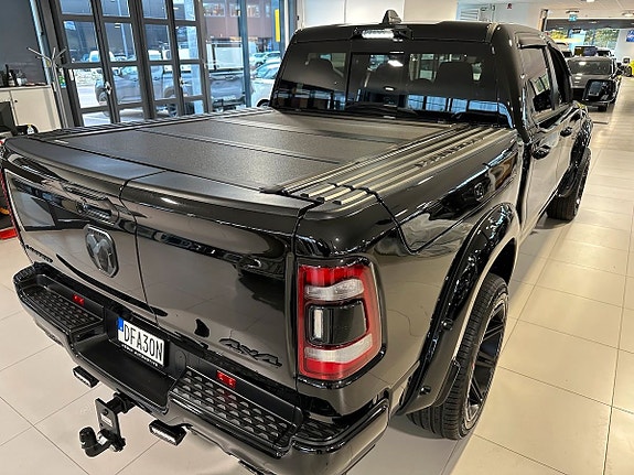 Dodge RAM 1500 12 of 23