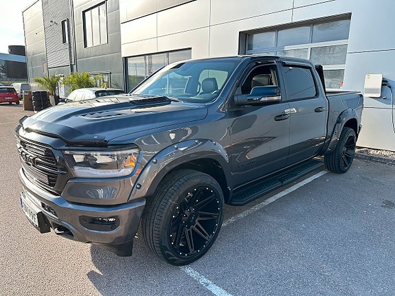 Dodge RAM 1500 5 of 12