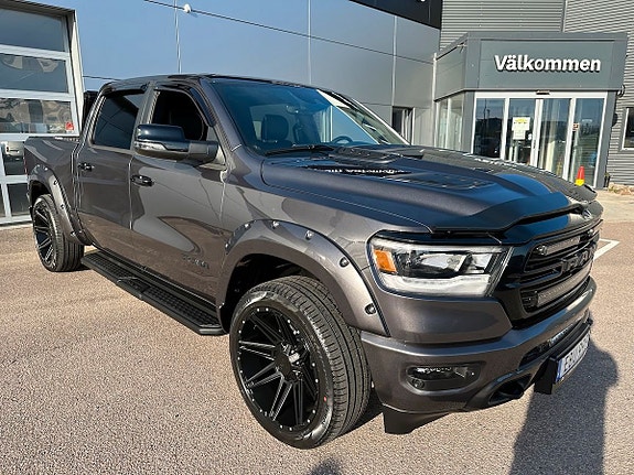 Dodge RAM 1500 12 of 12