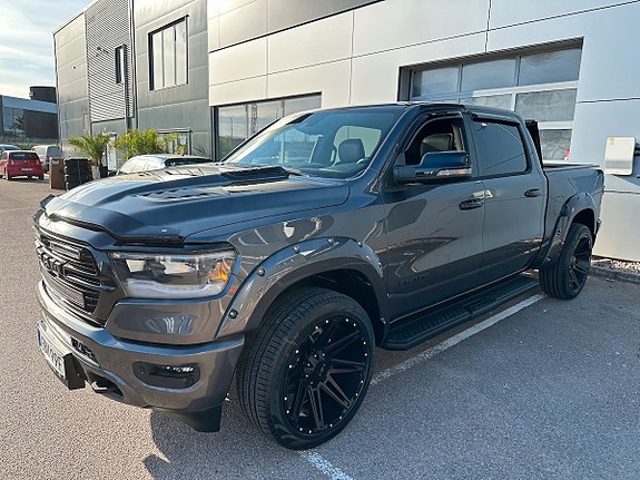 Dodge RAM 1500 7 of 12