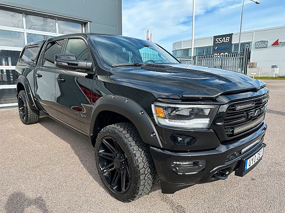 Dodge RAM 1500 10 of 14