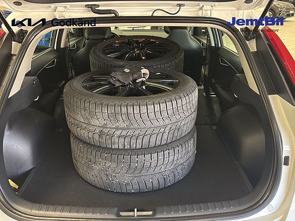 Kia Niro 14 of 14