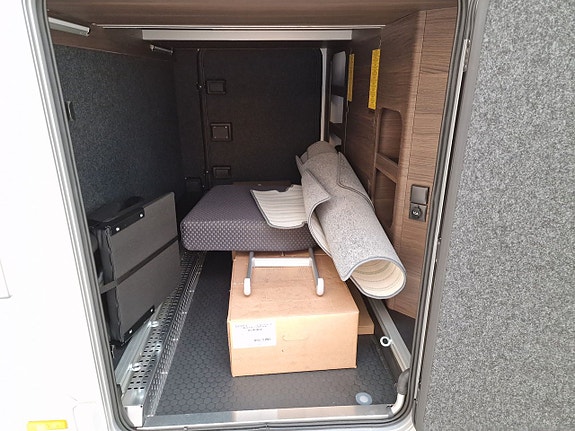 Adria MATRIX SUPREME MB 670 SL (ALDE+Ugn+Markis+Mercedes) 15 of 15