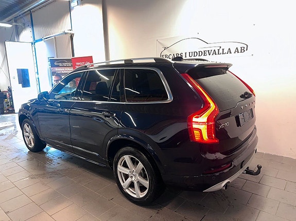 Volvo XC90 6 of 26