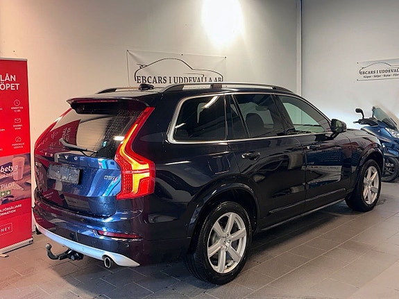 Volvo XC90 4 of 26
