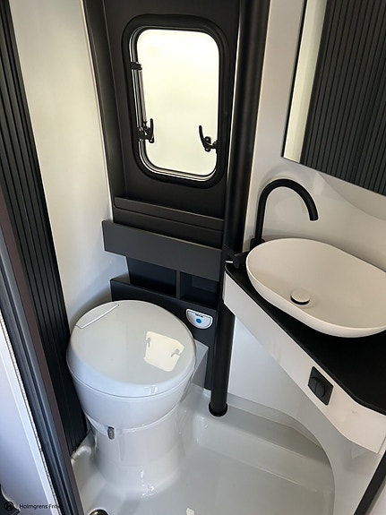 Adria Twin SUPREME 600 SPB - Dieselpanna 10 of 12