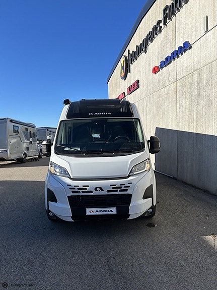Adria Twin SUPREME 600 SPB - Dieselpanna 5 of 12