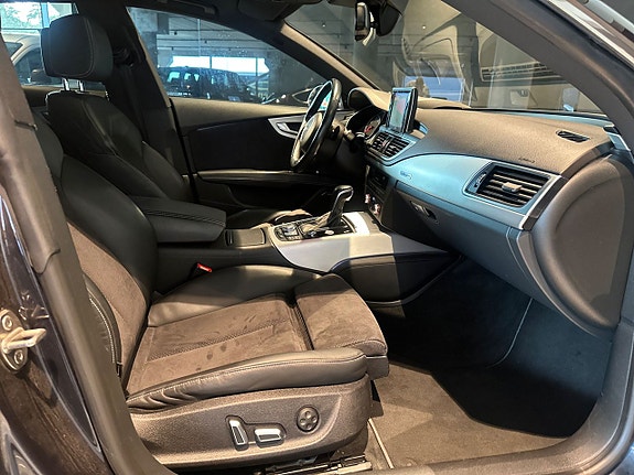 Audi A7 3 of 5