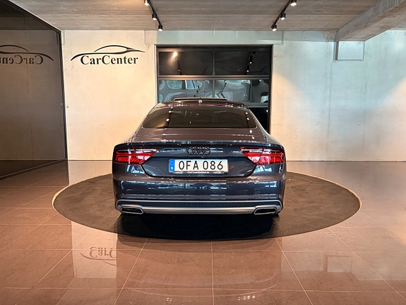 Audi A7 9 of 25